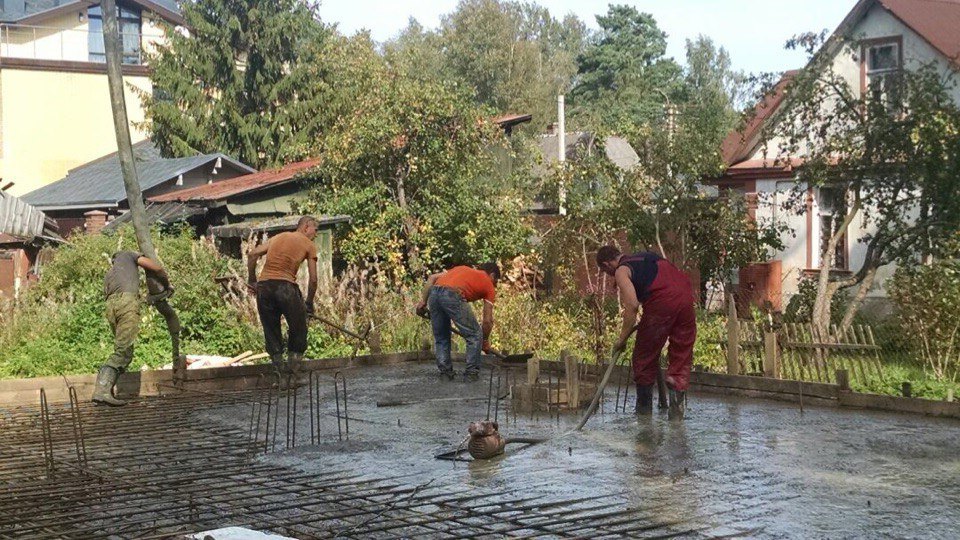 Заказать бетон в Тарасово просто:оформите заказ воспользуйтесь калькулятором для расчета стоимости или свяжитесь с нашими менеджерами Купить бетон с доставкой в Тарасово | Цена от 2600 в СПб и ЛО